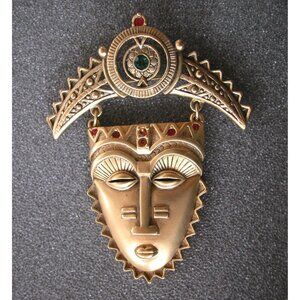 Vintage Avon Tribal Mask Brooch With Faux Gem Accents Gold Tone